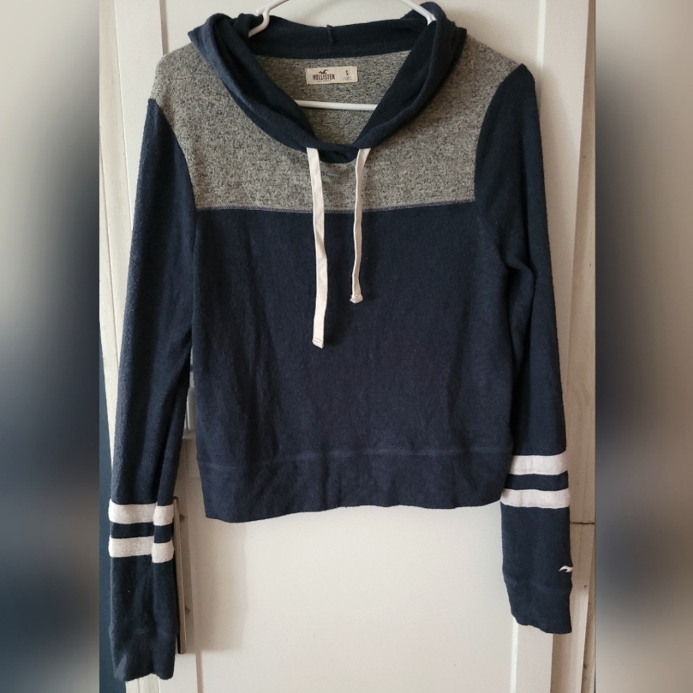 Women's Hollister Hoodie